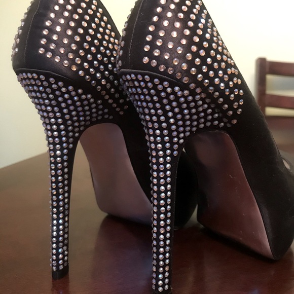 Brand new silk pumps with stones - Picture 3 of 7
